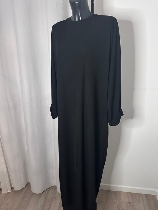 Abaya street noire