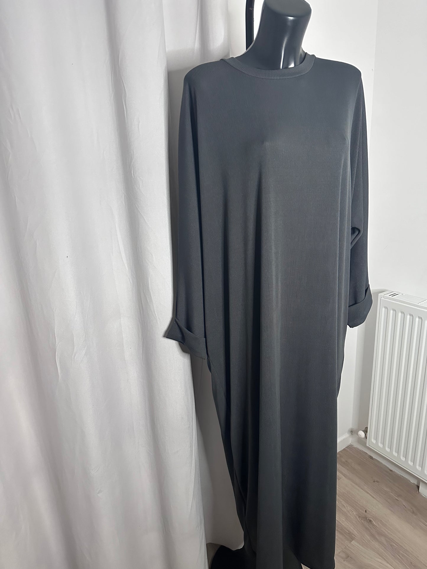 Abaya street grise foncé